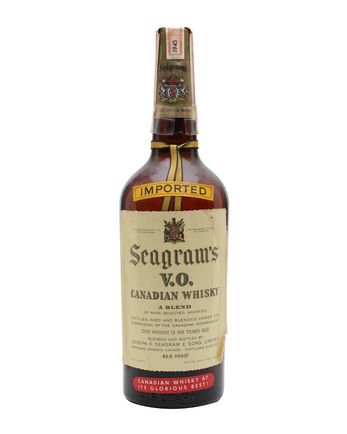 Seagram's VO 6 Year Old Bottled 1940s